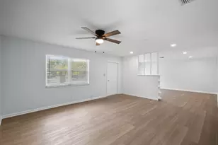 381 SE Edgewood Dr, Stuart, FL 34996 - Photo 6