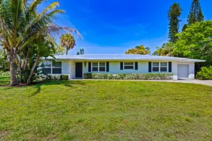 381 SE Edgewood Dr, Stuart, FL 34996 - Photo 1