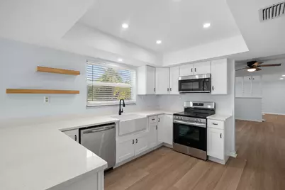 381 SE Edgewood Drive, Stuart, FL 34996 - Photo 2