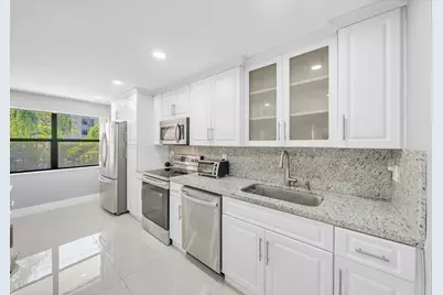 2704 NW 104th Avenue #210, Sunrise, FL 33322 - Photo 8