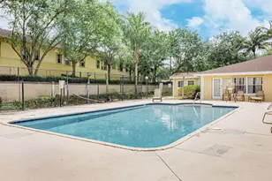 1501 Palm Beach Trace Dr, Royal Palm Beach, FL 33411 - Photo 4