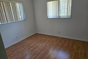 10125 NW 71st St, Tamarac, FL 33321 - Photo 6