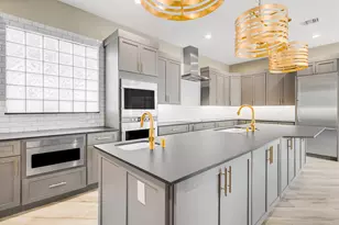 2427 Players Ct, Wellington, FL 33414 - Photo 10