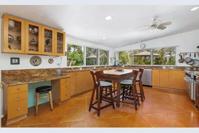 227 Ashworth Street, West Palm Beach, FL 33405 - Photo 8