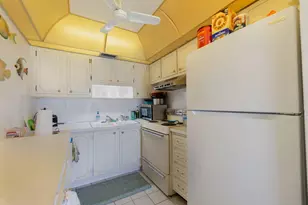 2180 Lake Osborne Dr, Lake Worth Beach, FL 33461 - Photo 10