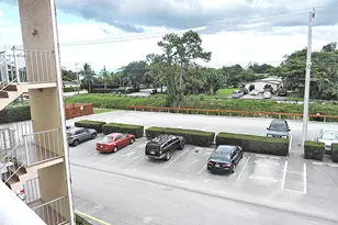 300 Village Green Cir S, Palm Springs, FL 33461 - Photo 18