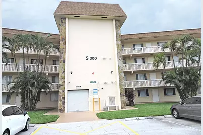 300 Village Green Circle S #220, Palm Springs, FL 33461 - Photo 1