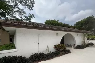 2700 Riverside Dr, Coral Springs, FL 33065 - Photo 10