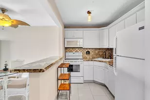1421 S Ocean Blvd, Pompano Beach, FL 33062 - Photo 20