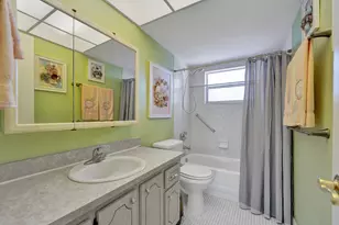 9421 Sunrise Lakes Blvd, Sunrise, FL 33322 - Photo 38