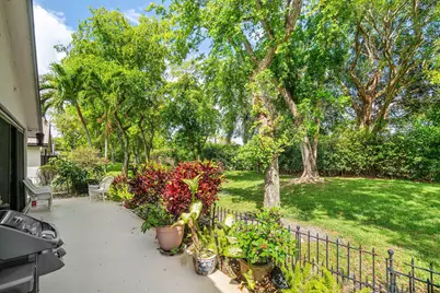 4820 Boxwood Circle, Boynton Beach, FL 33436 - Photo 2