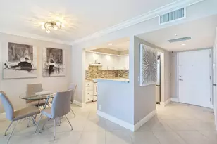 5440 N Ocean Dr, Singer Island, FL 33404 - Photo 18