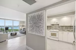 5440 N Ocean Dr, Singer Island, FL 33404 - Photo 24