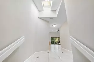 17270 Boca Club Blvd, Boca Raton, FL 33487 - Photo 4