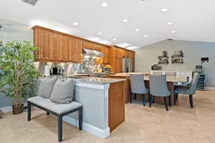 9077 NW 49th Pl, Coral Springs, FL 33067 - Photo 8