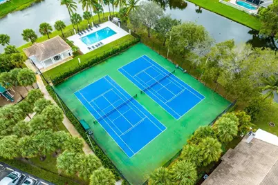 1290 Delray Lakes Drive, Delray Beach, FL 33444 - Photo 2