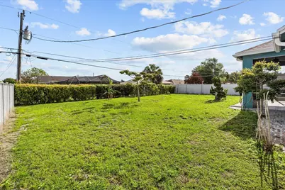 961 SW Consolata Avenue, Port Saint Lucie, FL 34953 - Photo 32