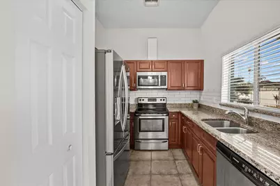 961 SW Consolata Avenue, Port Saint Lucie, FL 34953 - Photo 10