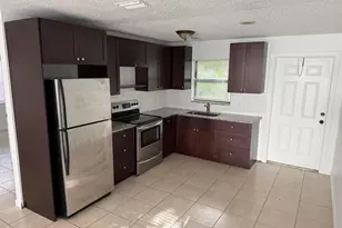 336 NE 12th Ave, Boynton Beach, FL 33435 - Photo 2