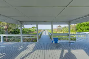 1027 Mangrove Ln, Vero Beach, FL 32963 - Photo 38