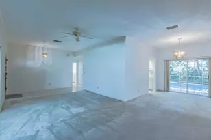 1027 Mangrove Ln, Vero Beach, FL 32963 - Photo 6