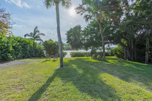 1027 Mangrove Ln, Vero Beach, FL 32963 - Photo 36