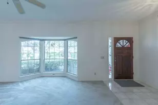 1027 Mangrove Ln, Vero Beach, FL 32963 - Photo 4