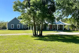 2135 55th Ave SW, Vero Beach, FL 32968 - Photo 2