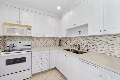 4270 NW 40th Street #205, Lauderdale Lakes, FL 33319 - Photo 6