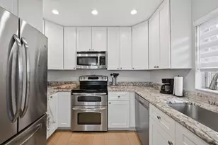 324 Orange Tree Dr, Atlantis, FL 33462 - Photo 1