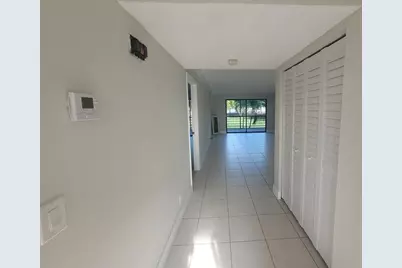 5917 Via Vermilya #206, Lake Worth, FL 33462 - Photo 6
