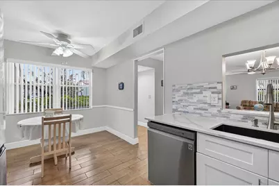 7633 Tahiti Lane #101, Lake Worth, FL 33467 - Photo 12