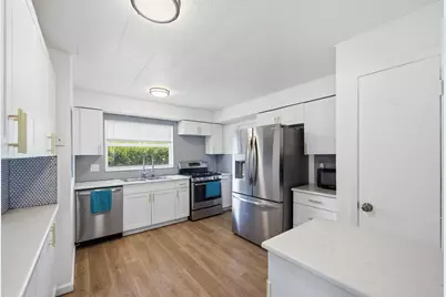 5792 Tarragon Drive, West Palm Beach, FL 33415 - Photo 12