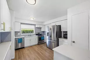 5792 Tarragon Dr, West Palm Beach, FL 33415 - Photo 12