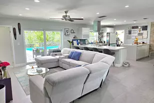 8730 NW 17th Ct, Pembroke Pines, FL 33024 - Photo 2