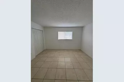 417 E Palm Cir Circle E #417, Pembroke Pines, FL 33025 - Photo 20