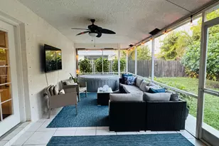 1774 Primrose Ln, Wellington, FL 33414 - Photo 14
