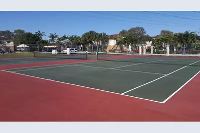 3700 N 56th Avenue #1033, Hollywood, FL 33021 - Photo 10