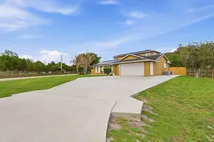 2301 SW Barber Ln, Port Saint Lucie, FL 34984 - Photo 4