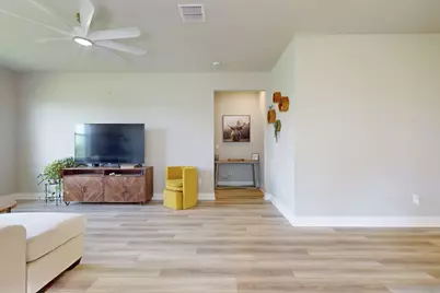 6624 NW Cloverdale Avenue, Port Saint Lucie, FL 34987 - Photo 32