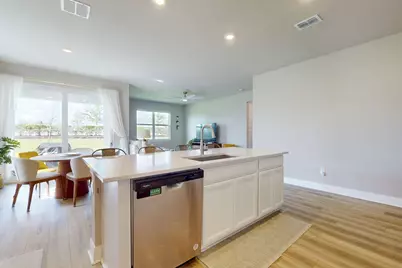 6624 NW Cloverdale Avenue, Port Saint Lucie, FL 34987 - Photo 20