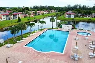 211 Lake Dora Dr, West Palm Beach, FL 33411 - Photo 20