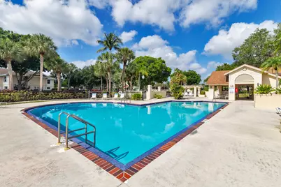 8142 Bridgewater Court #42c, Lake Clarke Shores, FL 33406 - Photo 16