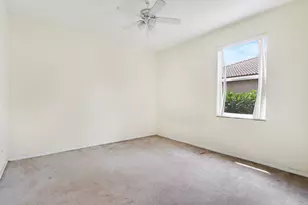 1599 Newhaven Point Ln, West Palm Beach, FL 33411 - Photo 2