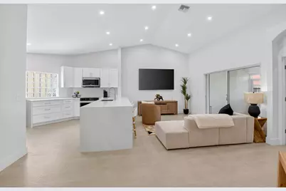 6171 Floral Lakes Drive, Delray Beach, FL 33484 - Photo 12