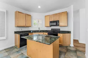 8058 Murano Cir, Palm Beach Gardens, FL 33418 - Photo 12