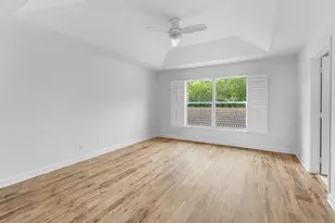 8058 Murano Cir, Palm Beach Gardens, FL 33418 - Photo 14