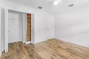 8058 Murano Cir, Palm Beach Gardens, FL 33418 - Photo 22