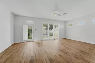 8058 Murano Cir, Palm Beach Gardens, FL 33418 - Photo 38