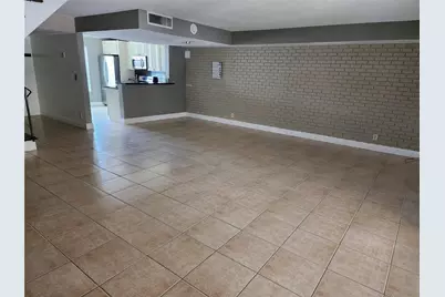 2619 NW 47th Lane, Lauderdale Lakes, FL 33313 - Photo 10